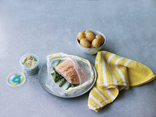 Easy Salmon & Asparagus Parcels